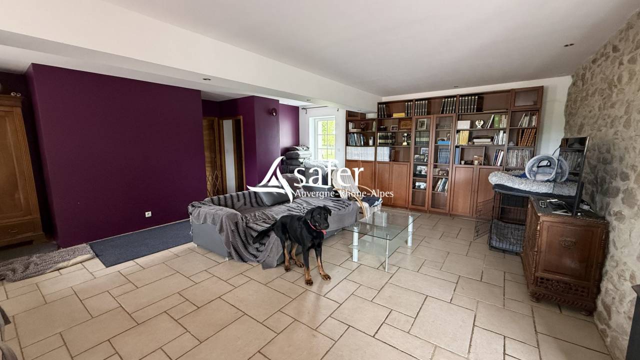 Other country property  Allier