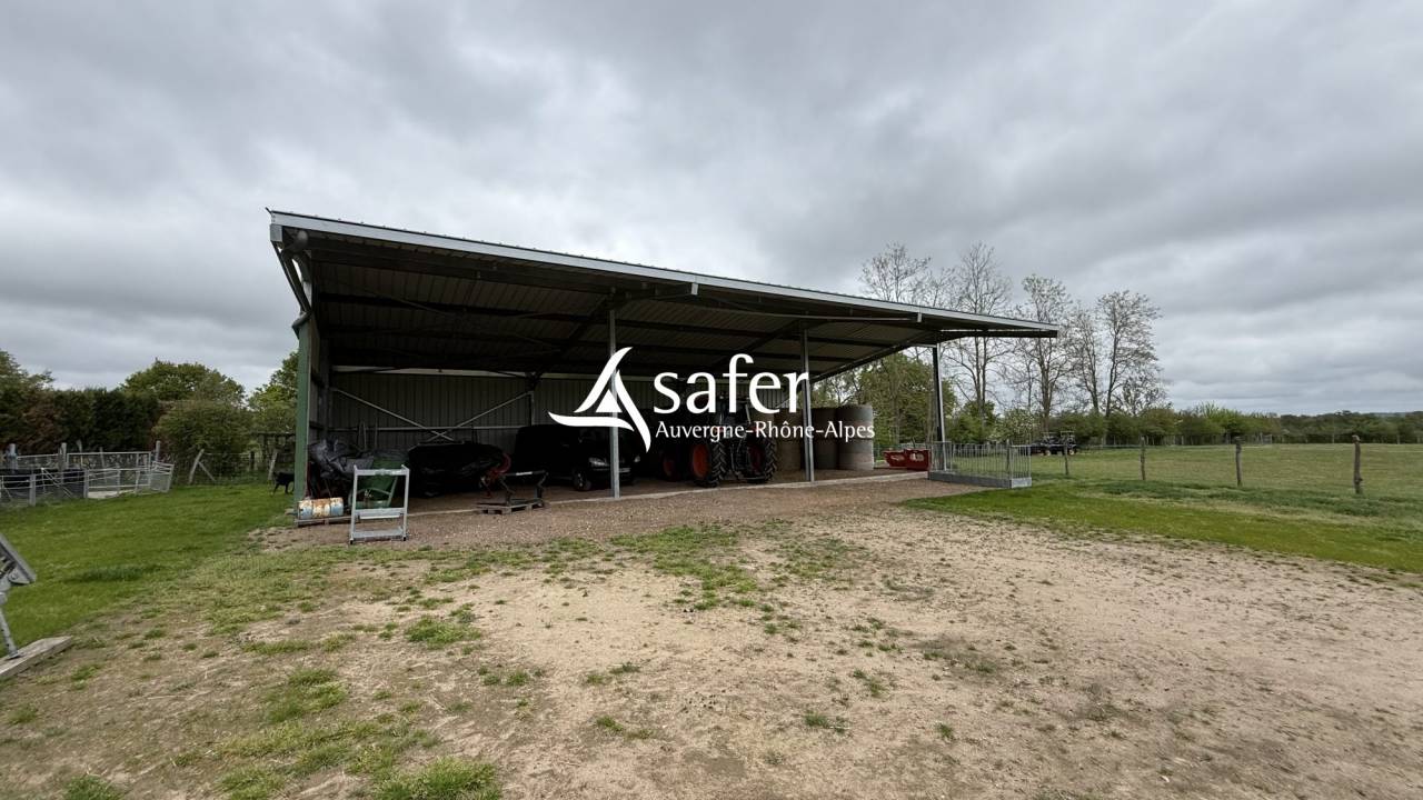 Other country property  Allier