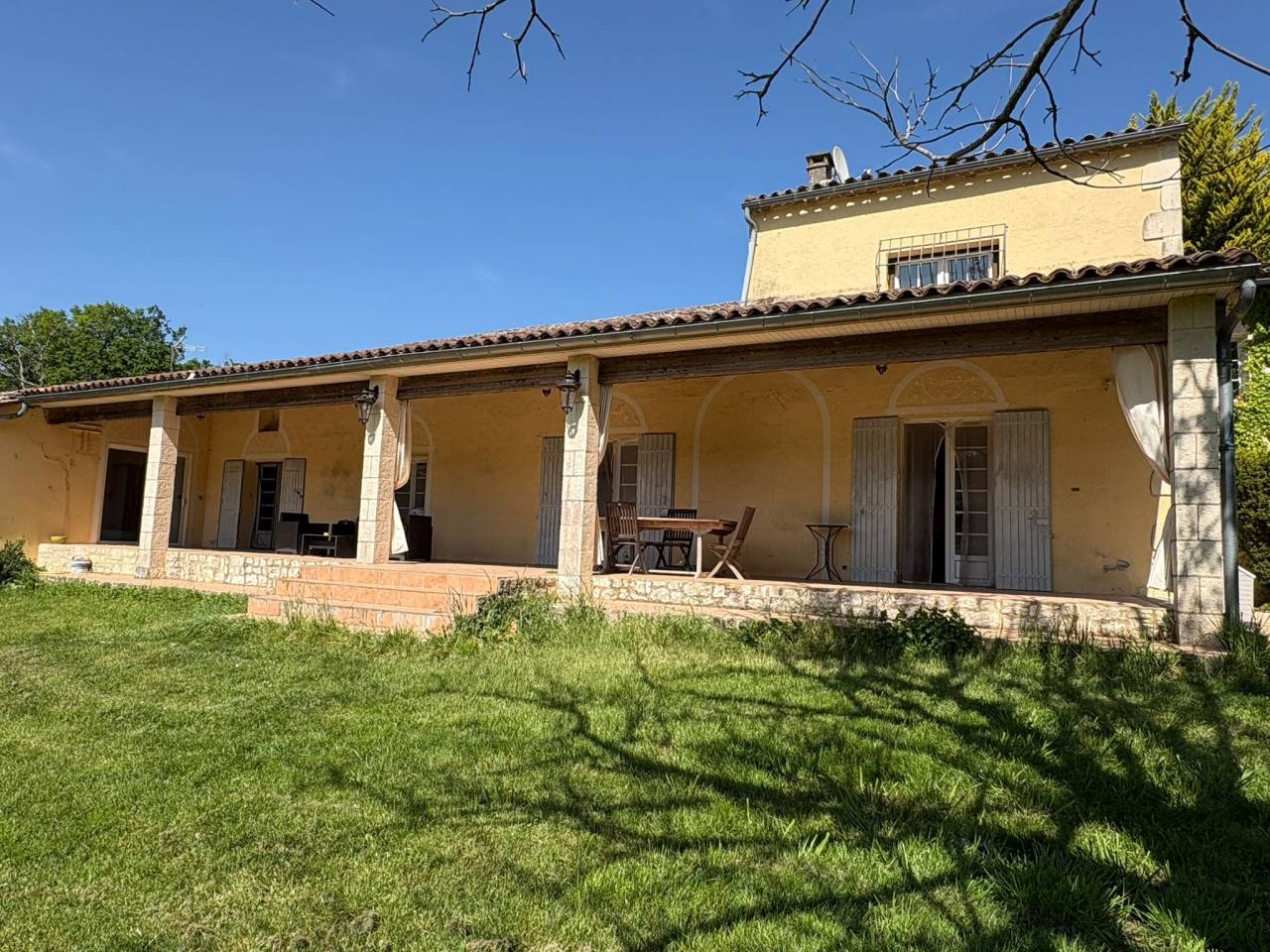 Equestrian property  Gironde