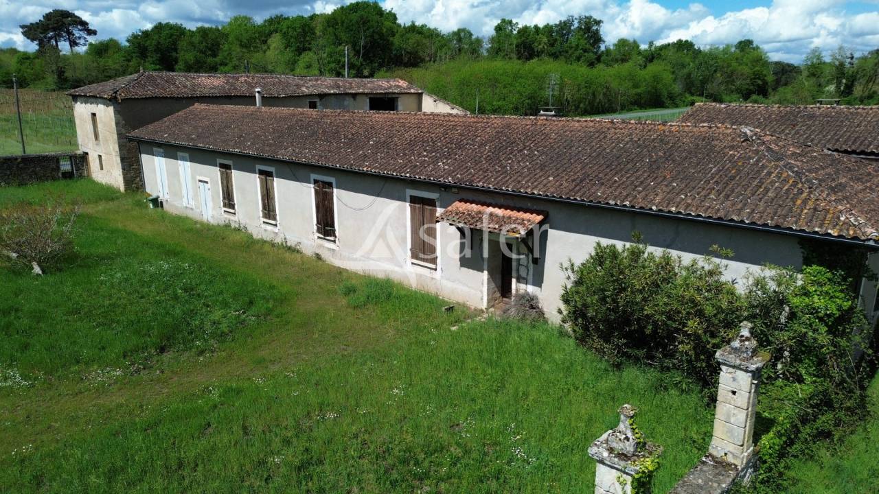 Other country property  Gironde