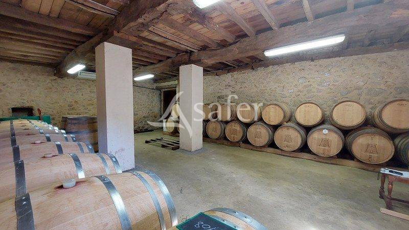 Other country property  Gironde