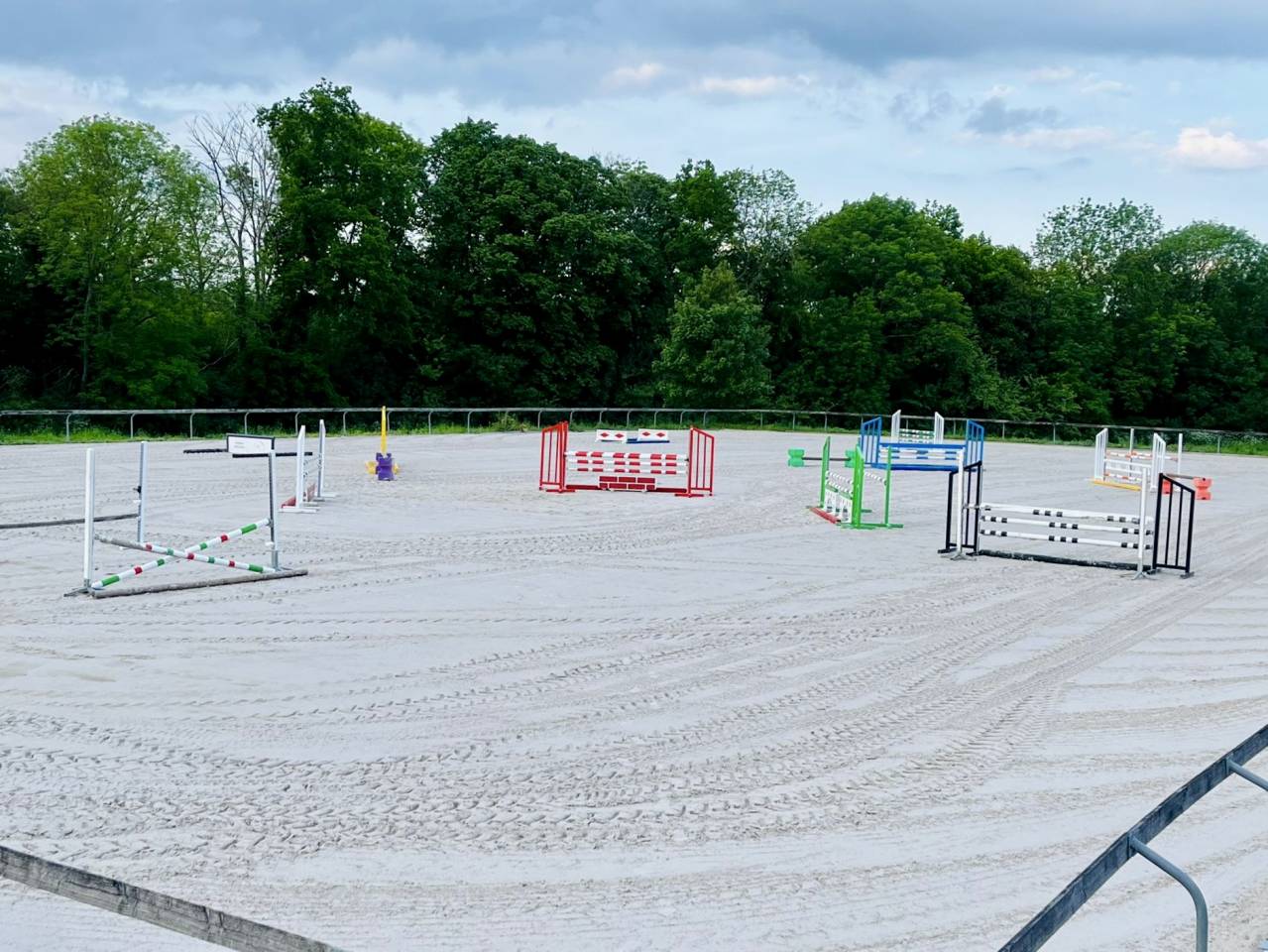 Livery yard  Val-d'Oise