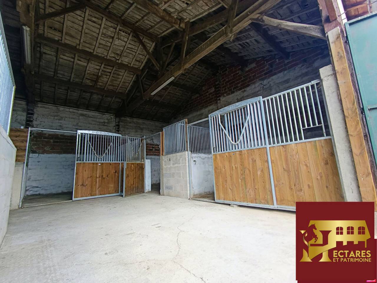 Equestrian property  Dordogne