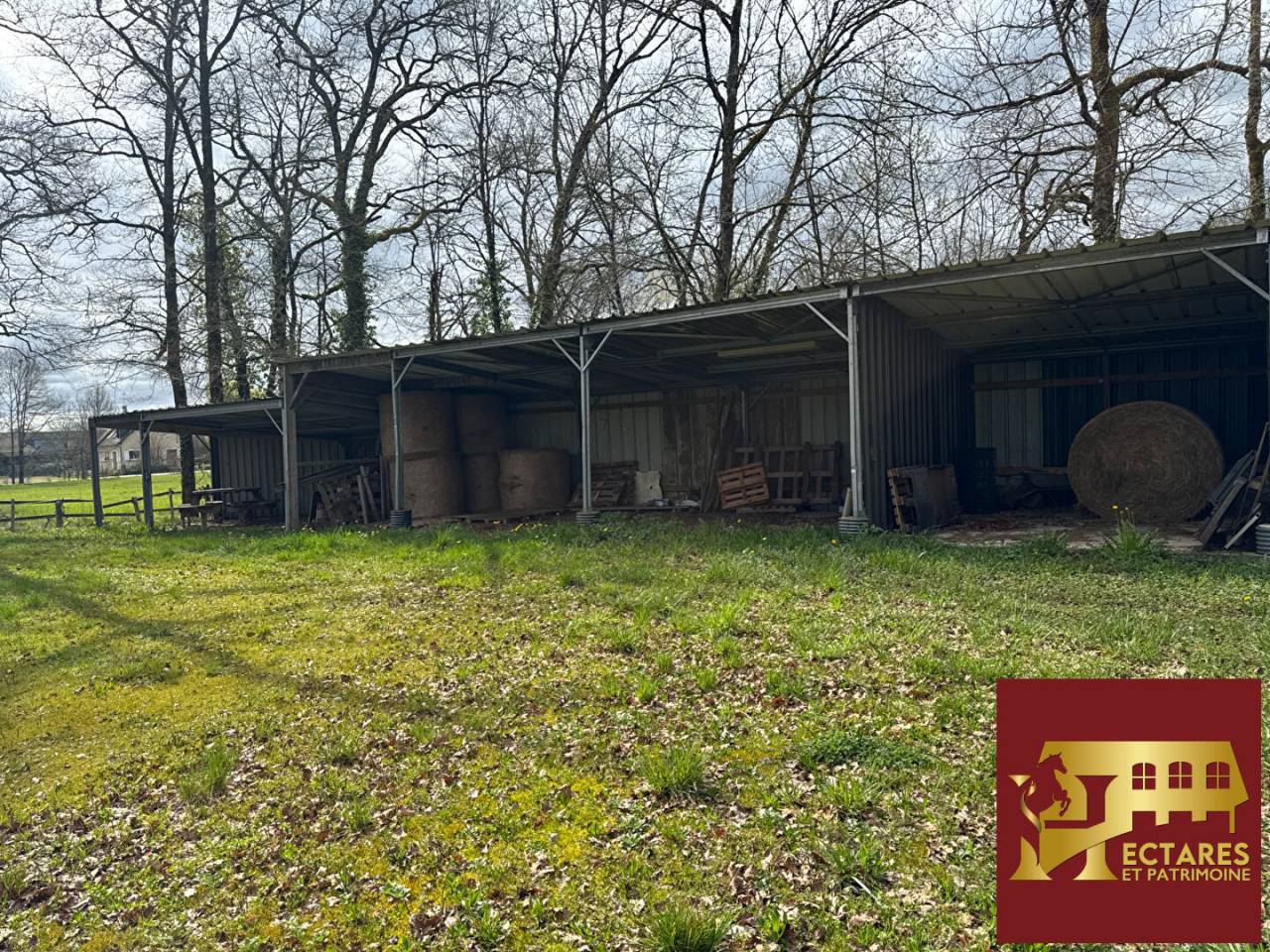 Equestrian property  Corr&egrave;ze