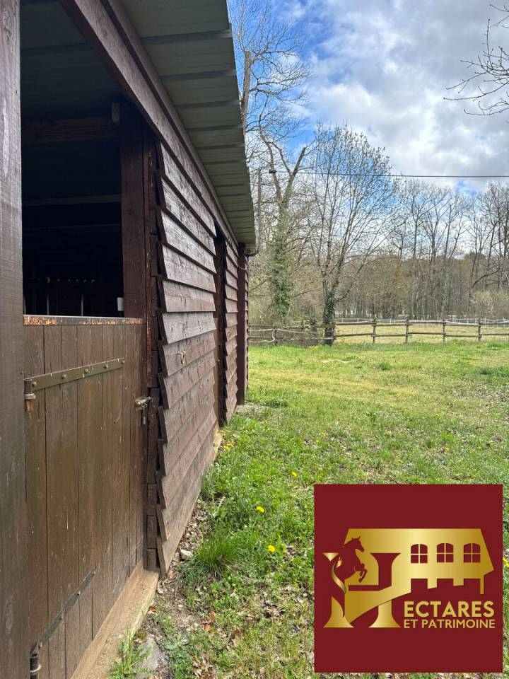 Equestrian property  Corr&egrave;ze