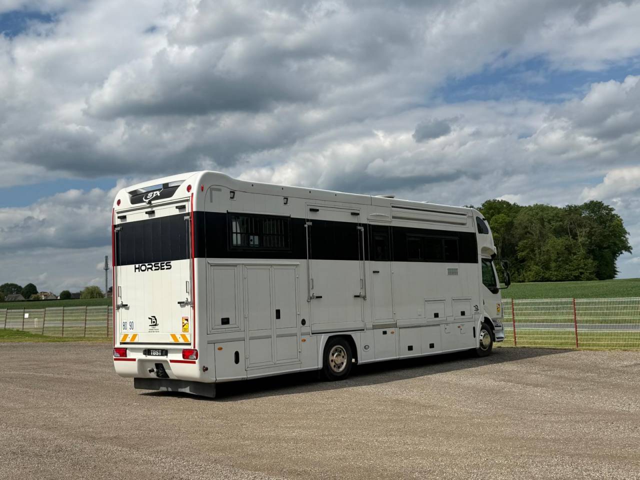 Horsebox NON-HGV STX VOLVO 2011 Used