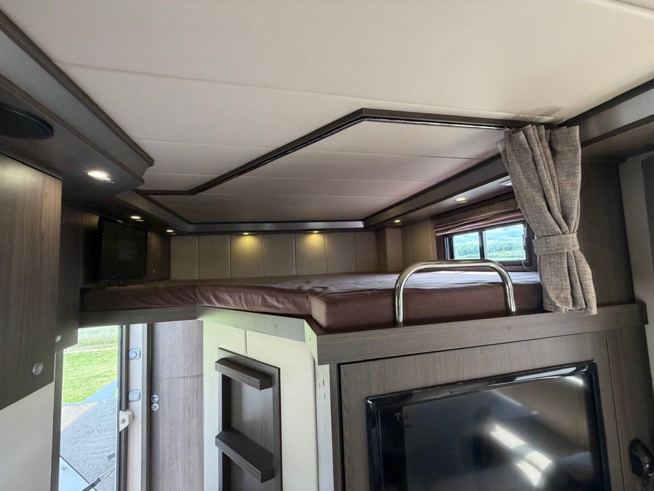 Horsebox NON-HGV STX VOLVO 2011 Used