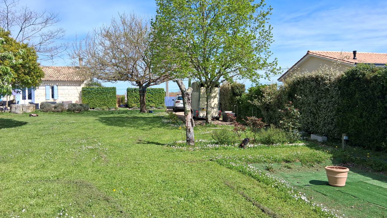 Luxurious equestrian property  Gironde