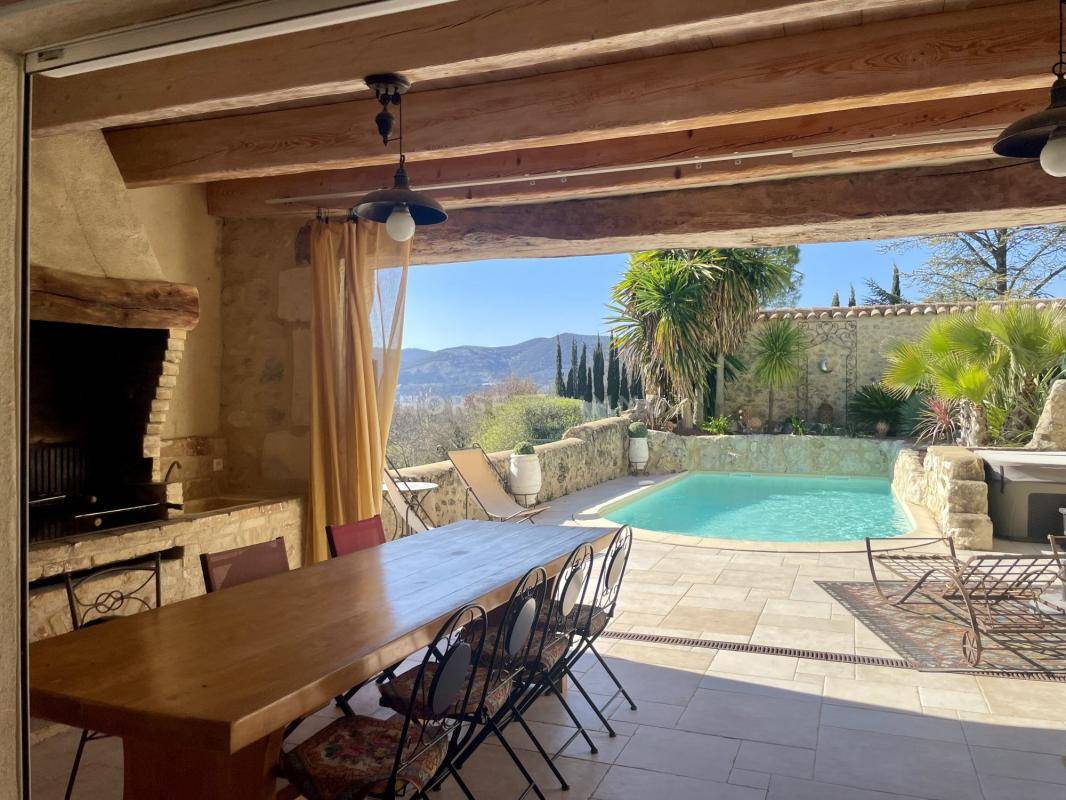 Equestrian property  Dr&ocirc;me