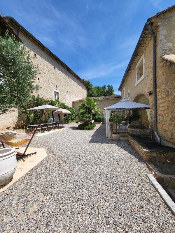 Equestrian property  Dr&ocirc;me