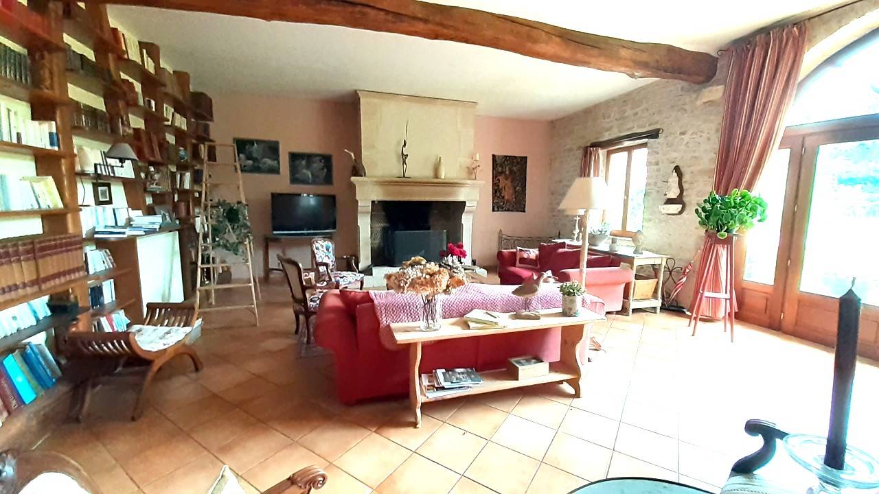 Equestrian property  Yonne