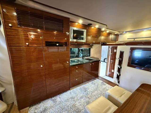 Horsebox NON-HGV Scania Interhorse 2013 Used