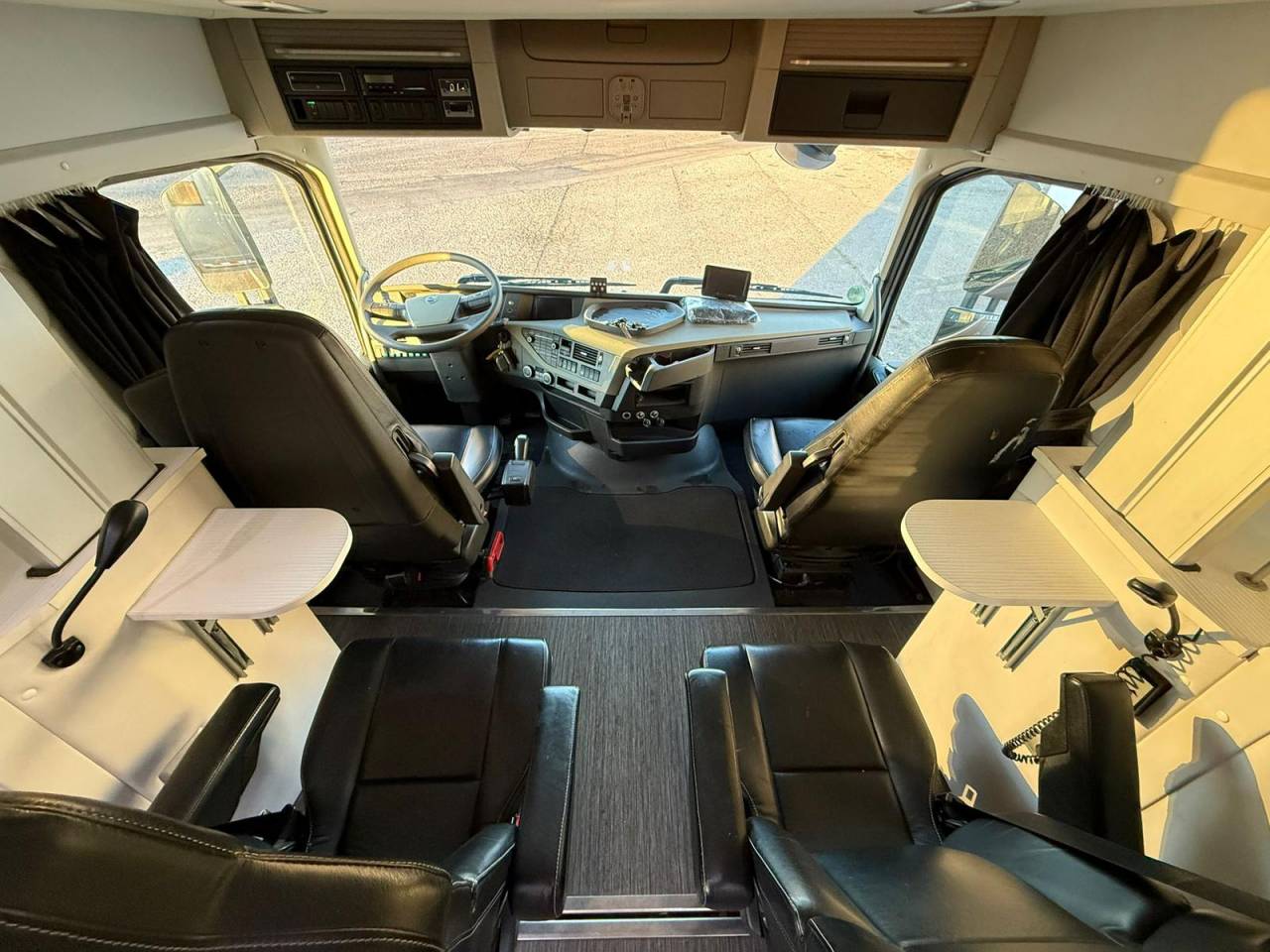 Horsebox NON-HGV Volvo Interhorse 2014 Used