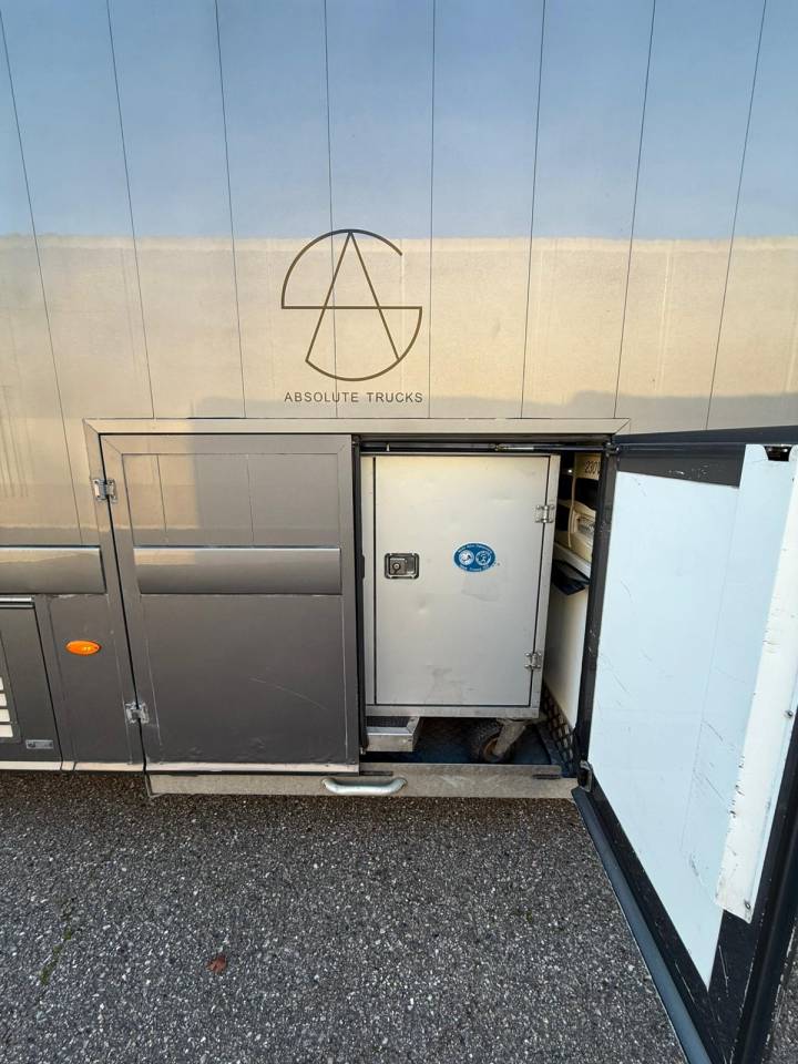 Horsebox NON-HGV Volvo Interhorse 2014 Used