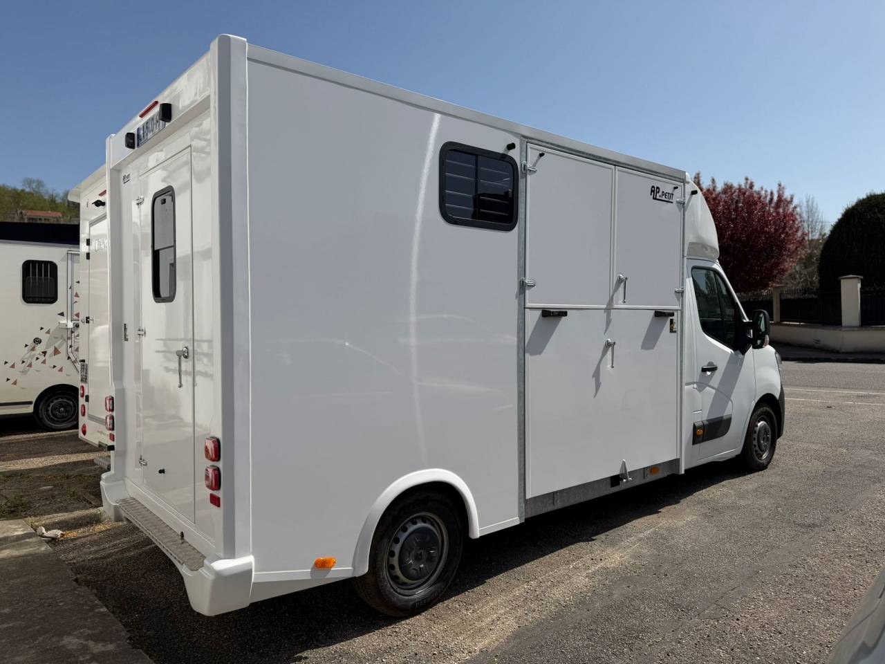 Horsebox HGV AP Petit  2022 Used