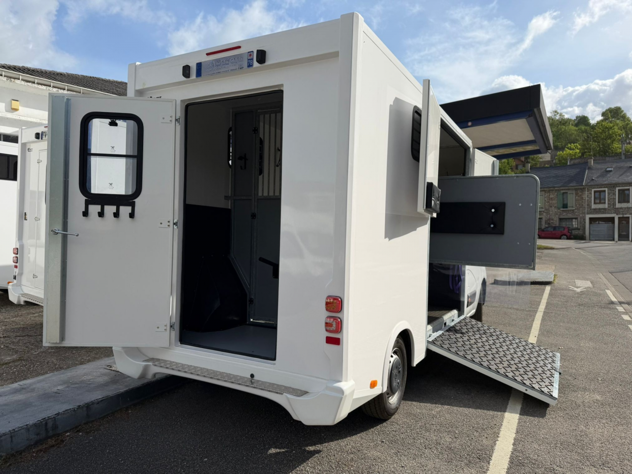 Horsebox HGV AP Petit  2021 Used