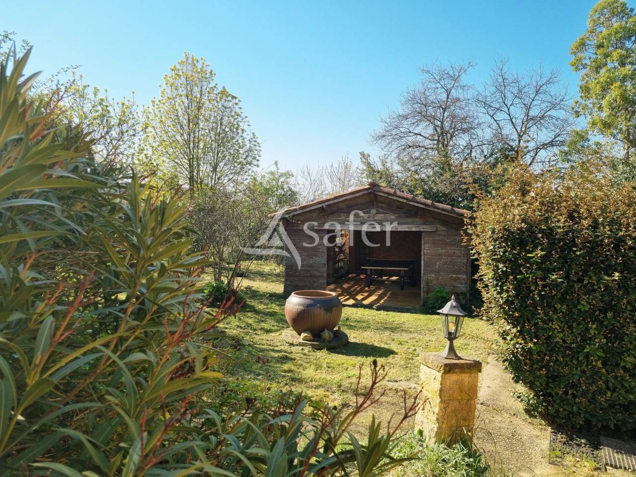 Other country property  Gard