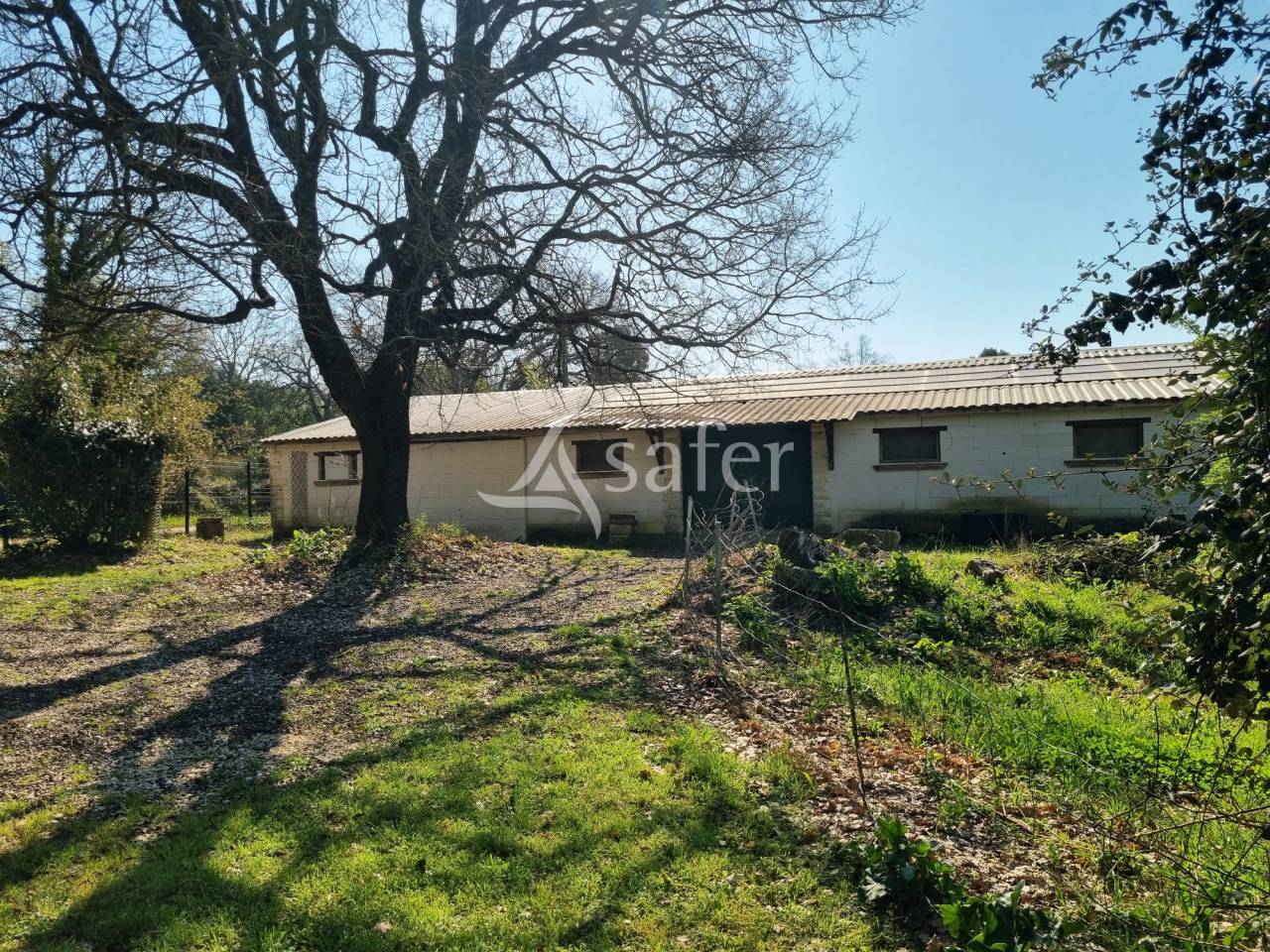 Other country property  Gard