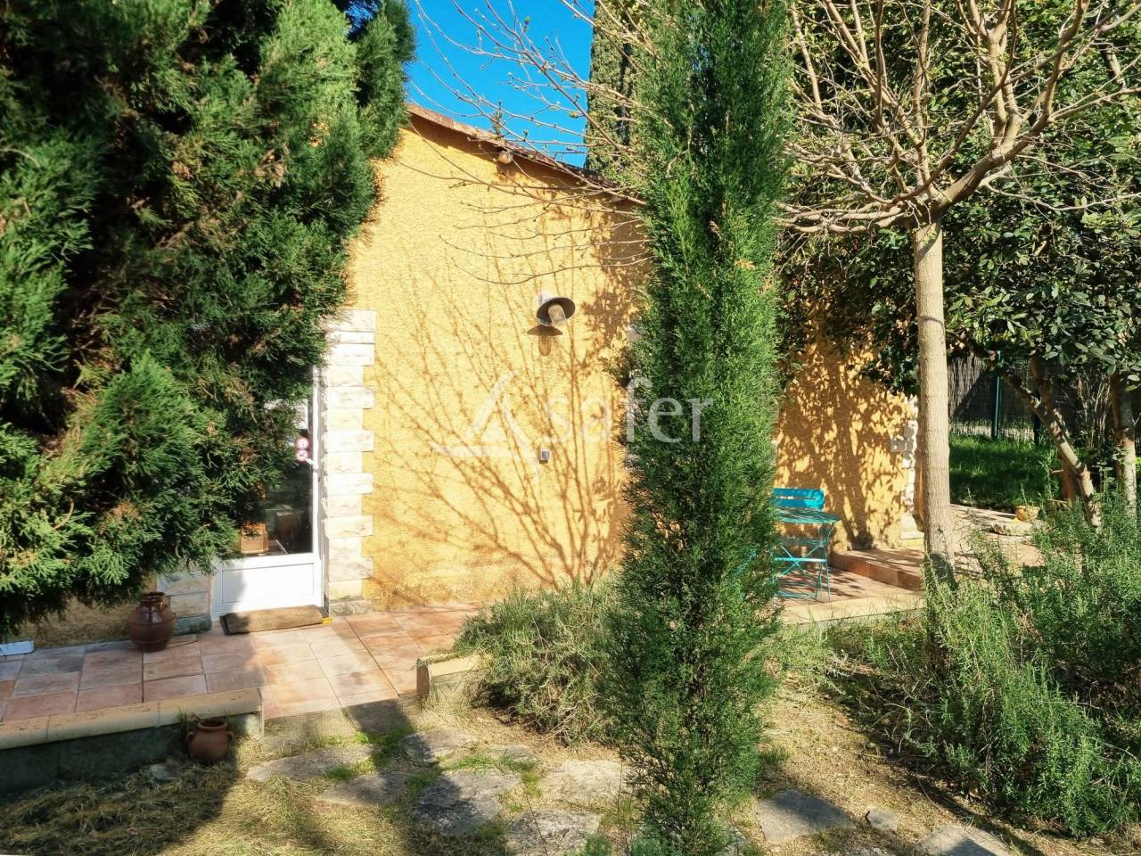 Other country property  Gard
