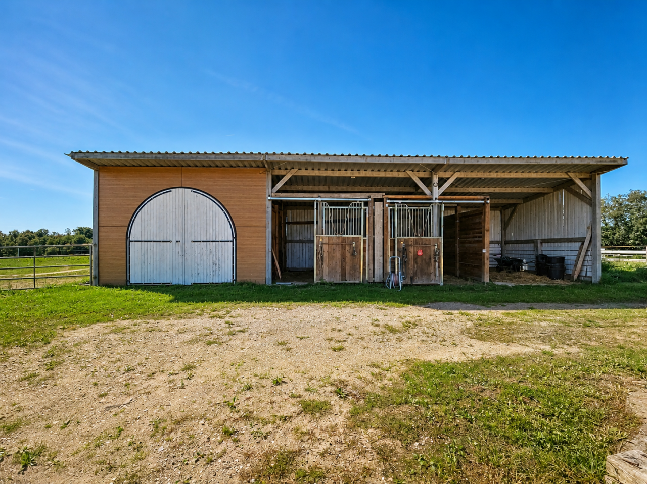 Luxurious equestrian property  Sa&ocirc;ne-et-Loire