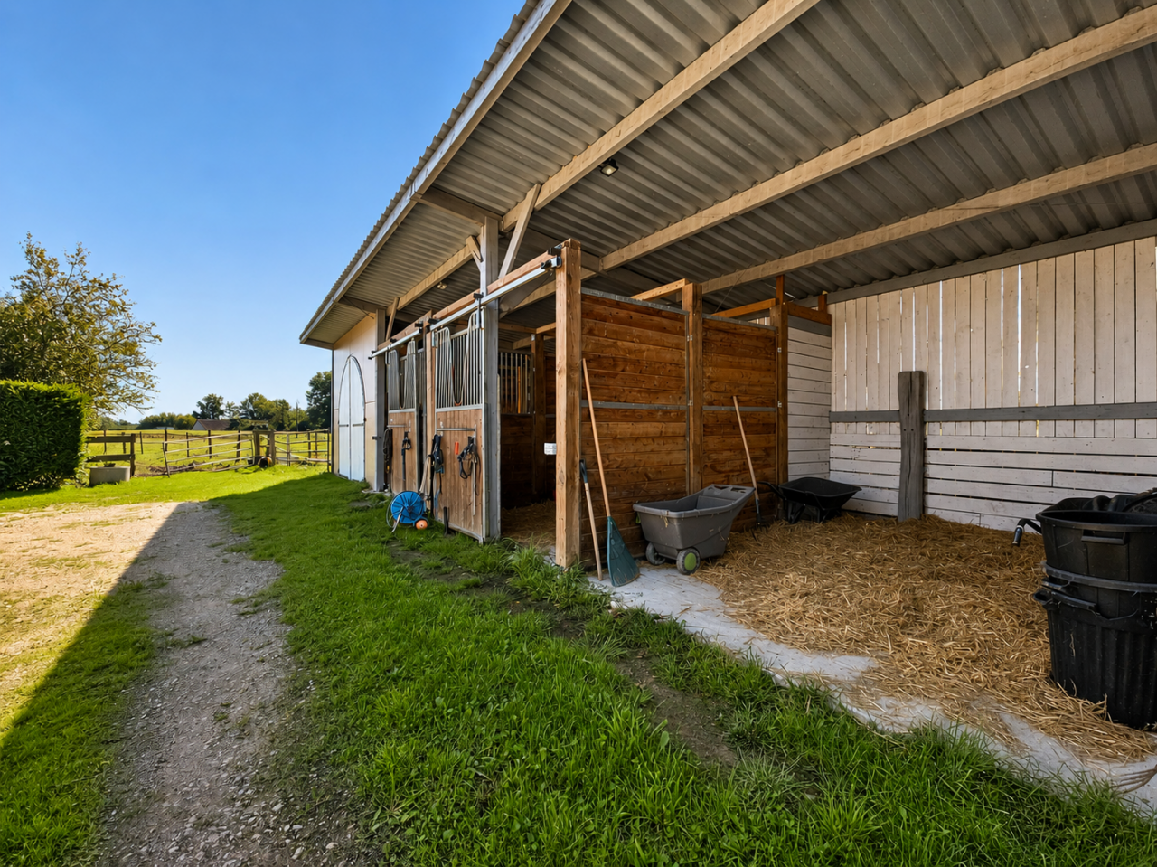 Luxurious equestrian property  Sa&ocirc;ne-et-Loire
