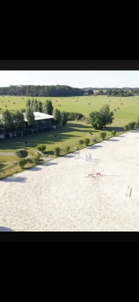 Livery yard  Indre-et-Loire