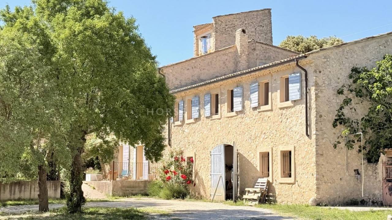 Equestrian property  Alpes-de-Haute-Provence