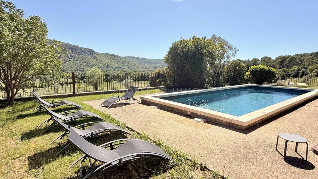Equestrian property  Alpes-de-Haute-Provence