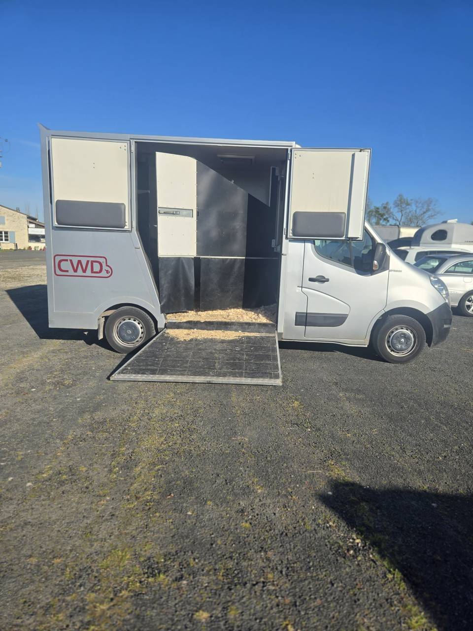 Horsebox HGV Renault Master 2014 Used