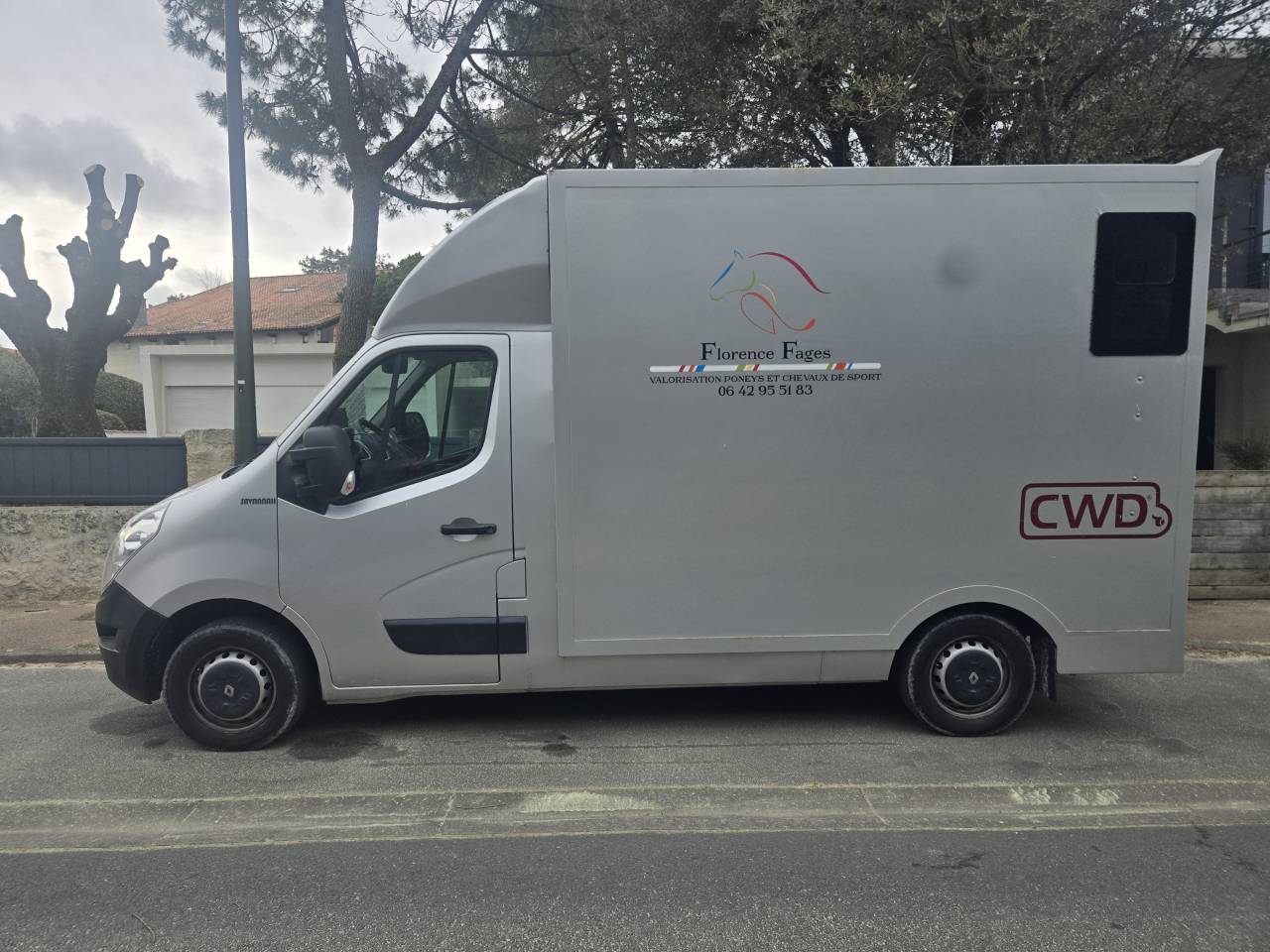Horsebox HGV Renault Master 2014 Used
