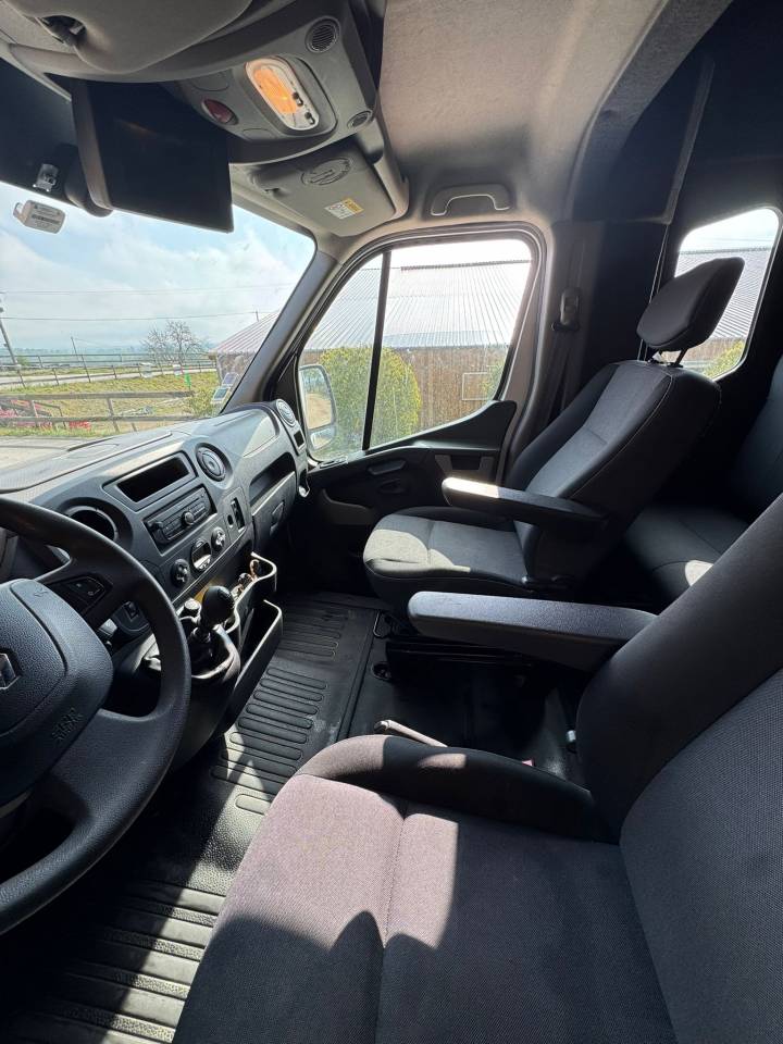 Horsebox HGV Renault Master  2017 Used