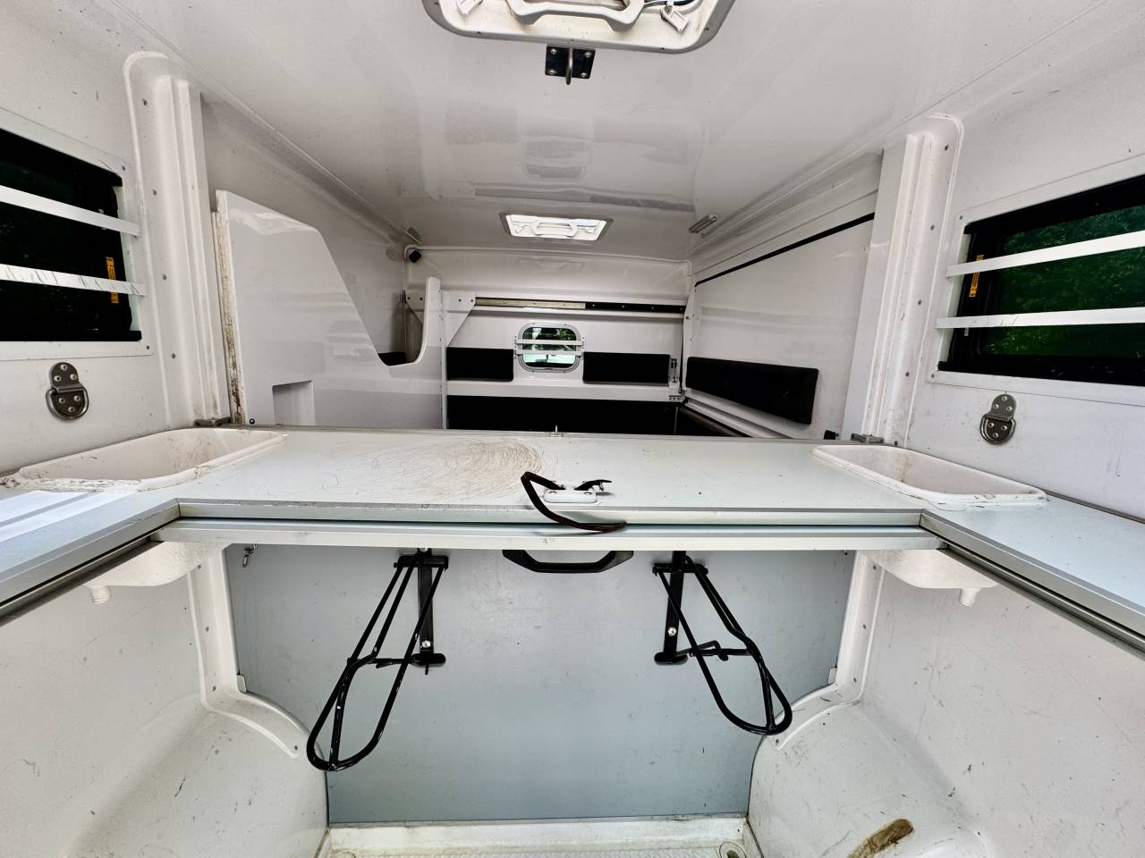 Horsebox HGV Barbot POLYVAN D5 2021 Used
