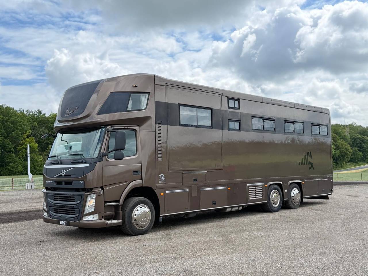 Horsebox NON-HGV EQUIX VOLVO 2016 Used