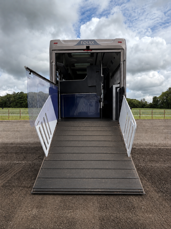 Horsebox NON-HGV EQUIX VOLVO 2016 Used