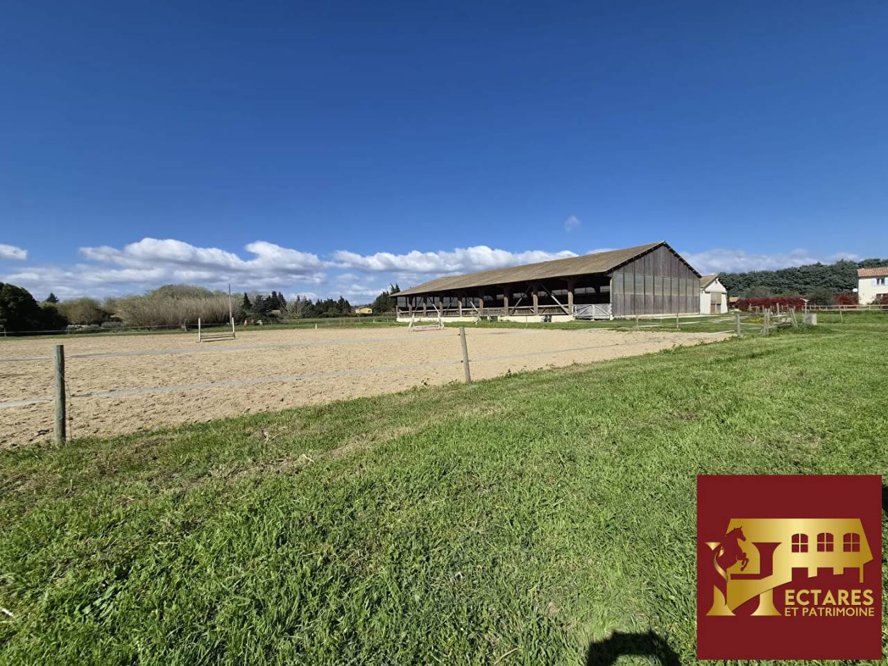 Equestrian property  Gard