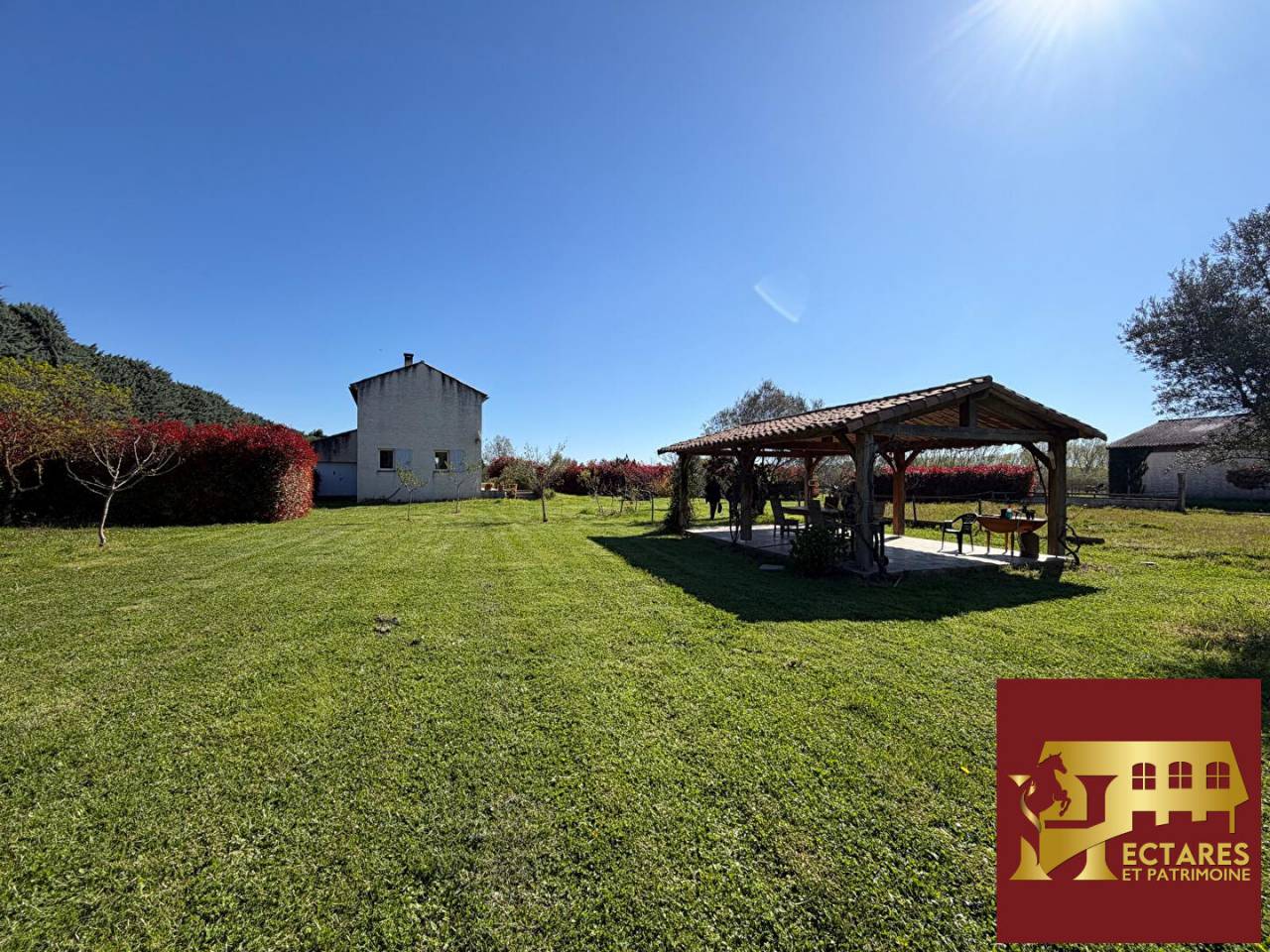 Equestrian property  Gard