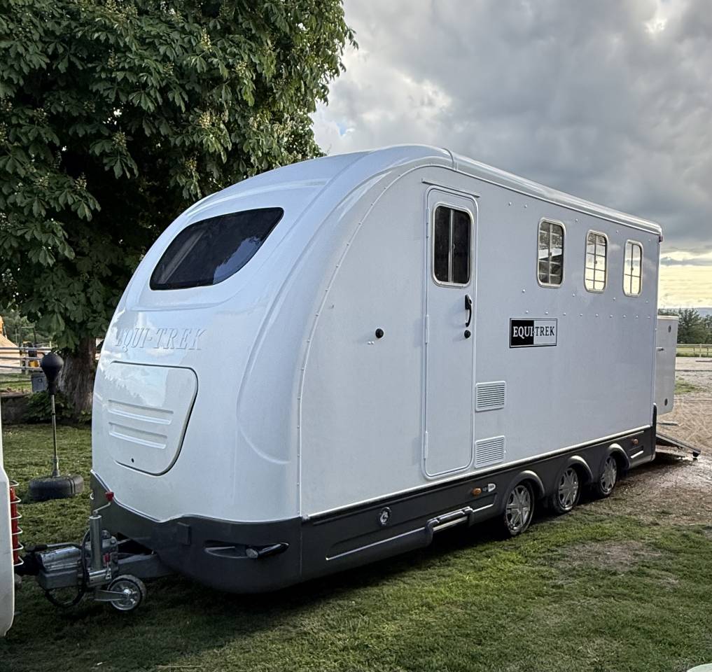 Horse trailer Equi-Trek multitrek 3 Stalls 2017 Used