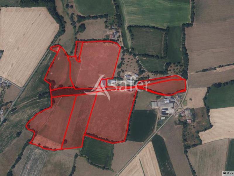 Equestrian property  Mayenne