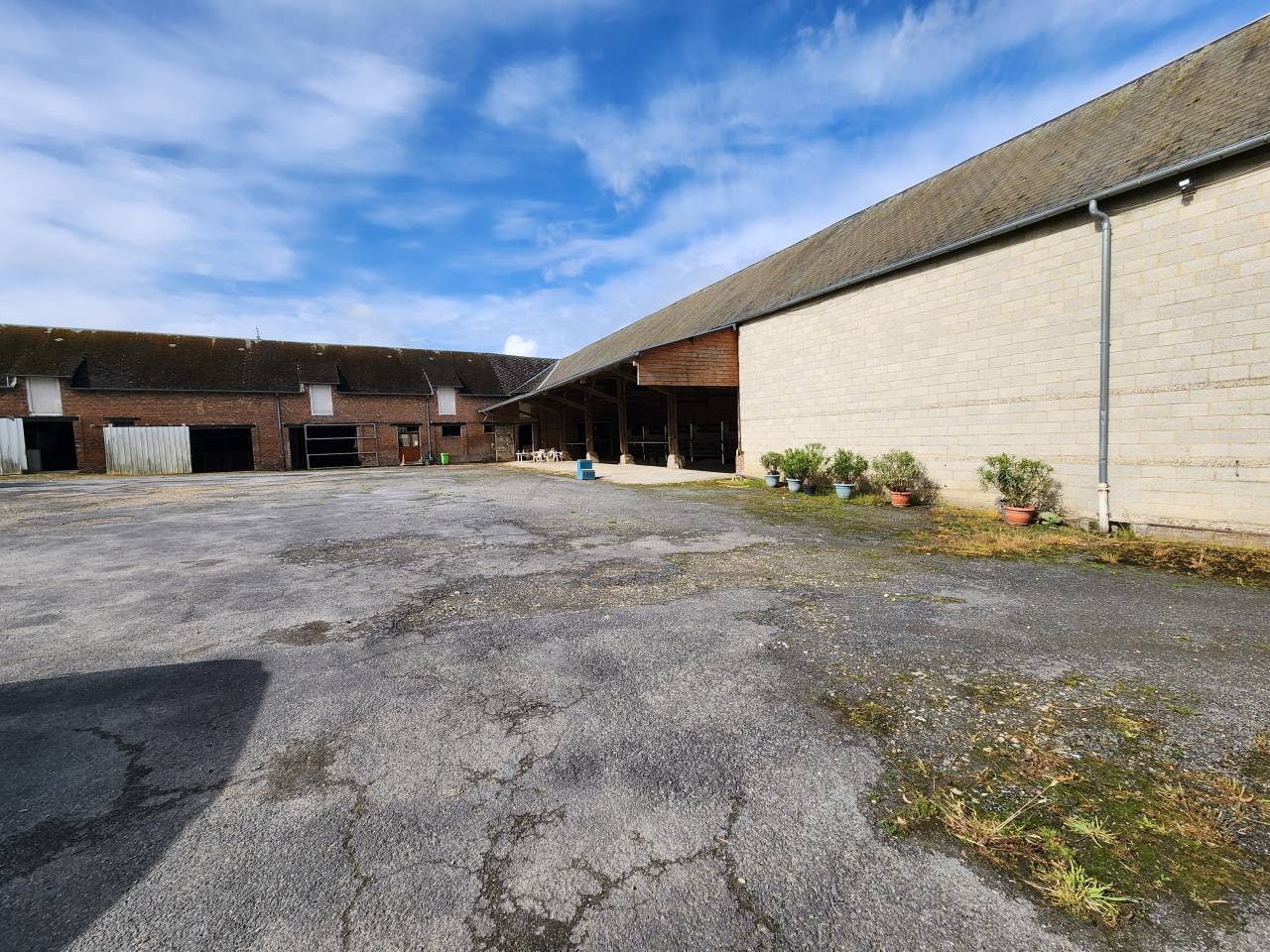 Equestrian property  Somme