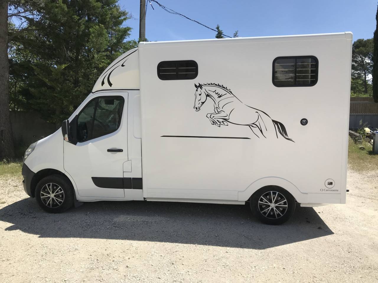 Horsebox HGV Nissan  2015 Used