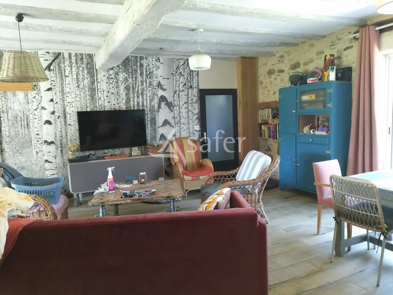 Other country property  Vend&eacute;e