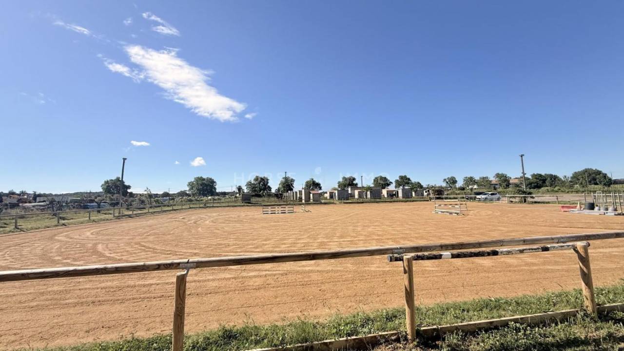 Equestrian property  H&eacute;rault