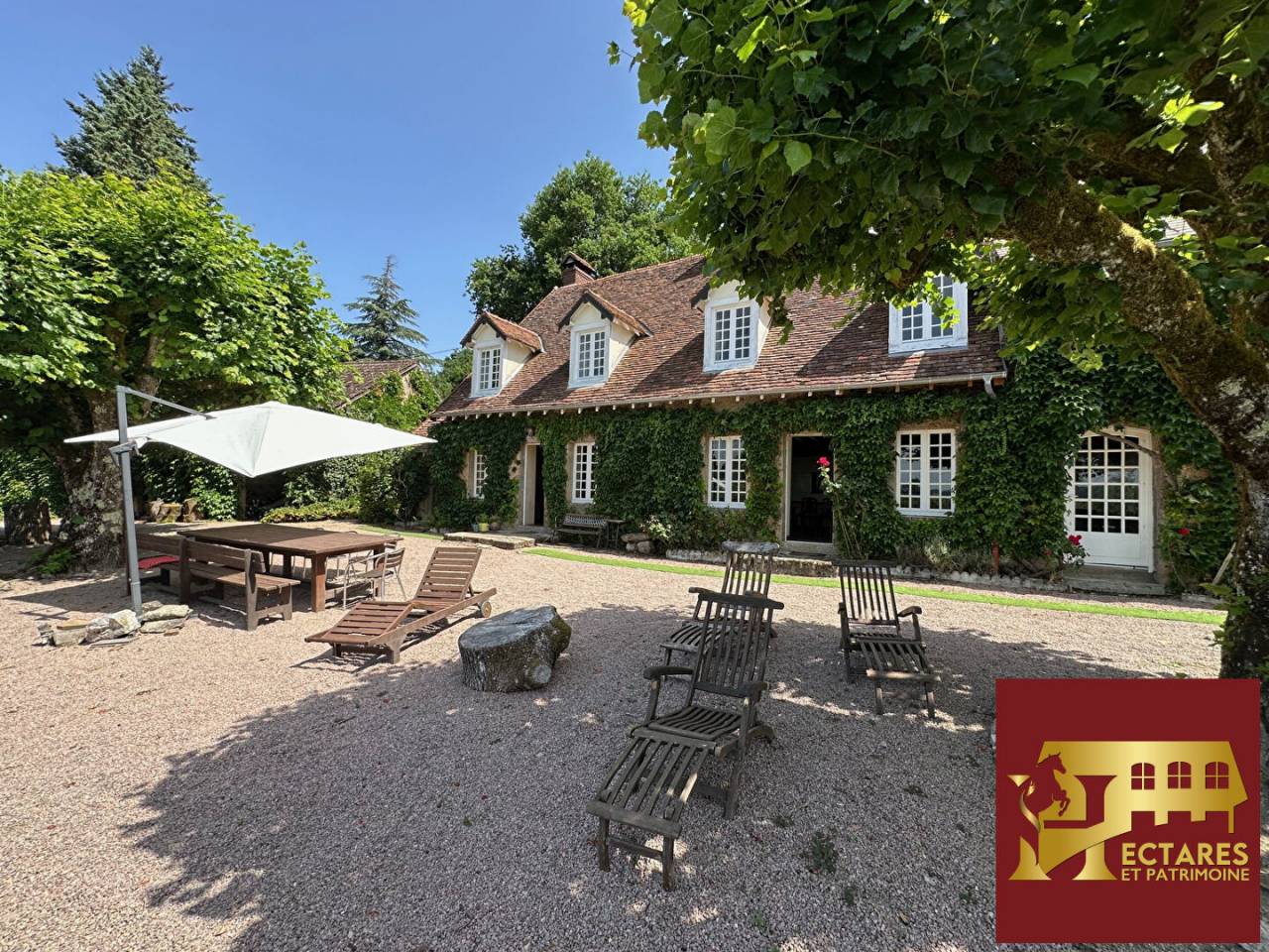 Equestrian Bed and Breakfast  Sa&ocirc;ne-et-Loire