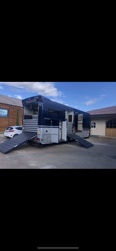 Horsebox NON-HGV STX  2007 Used