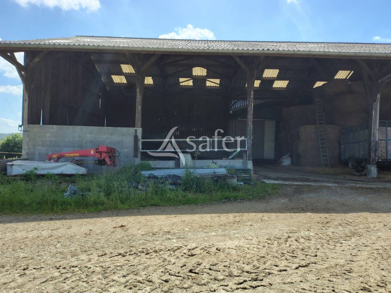 Dairy farm  Mayenne
