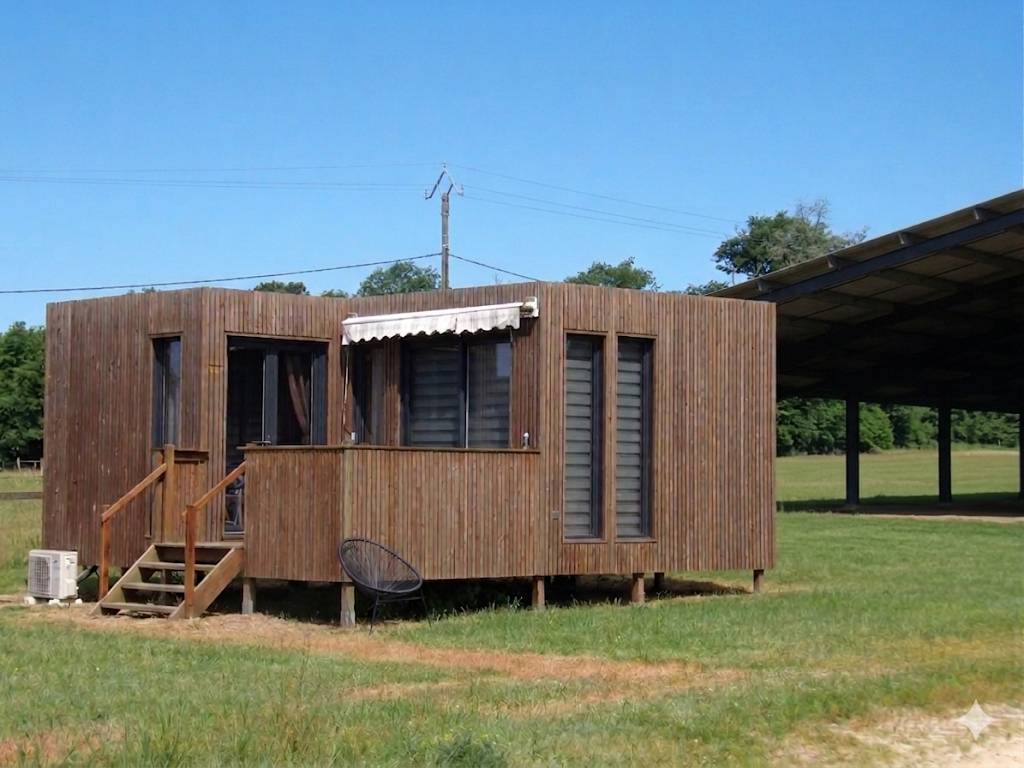 Livery yard  Landes