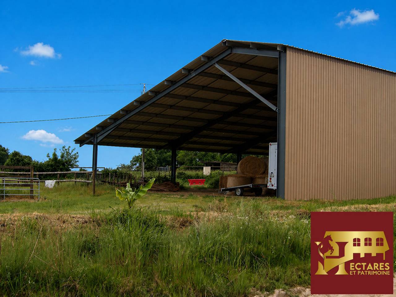 Livery yard  Landes