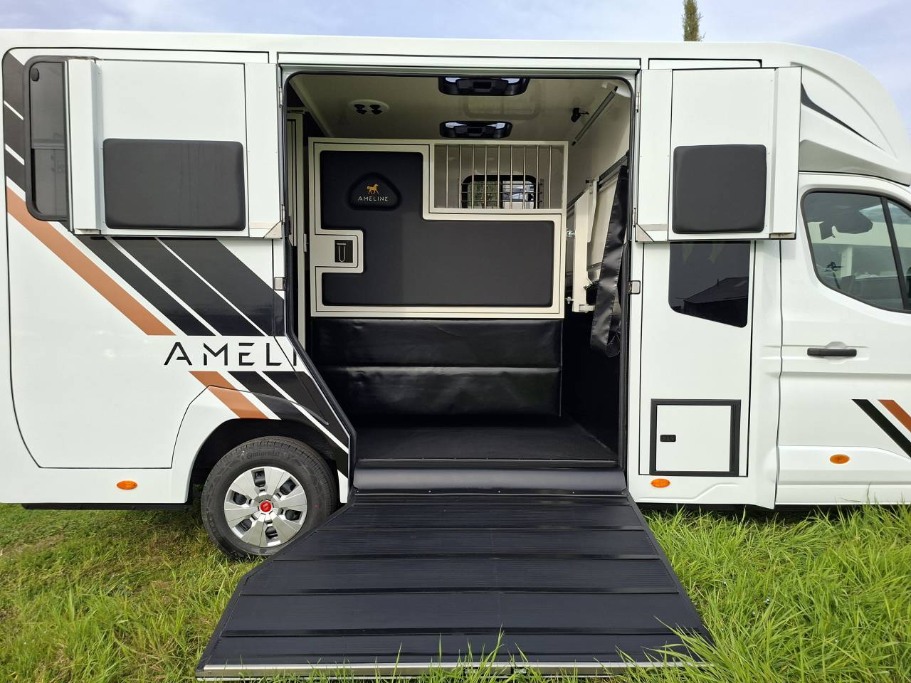 Horsebox HGV Ameline HARAS 2026 New