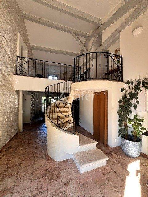 Other country property  H&eacute;rault