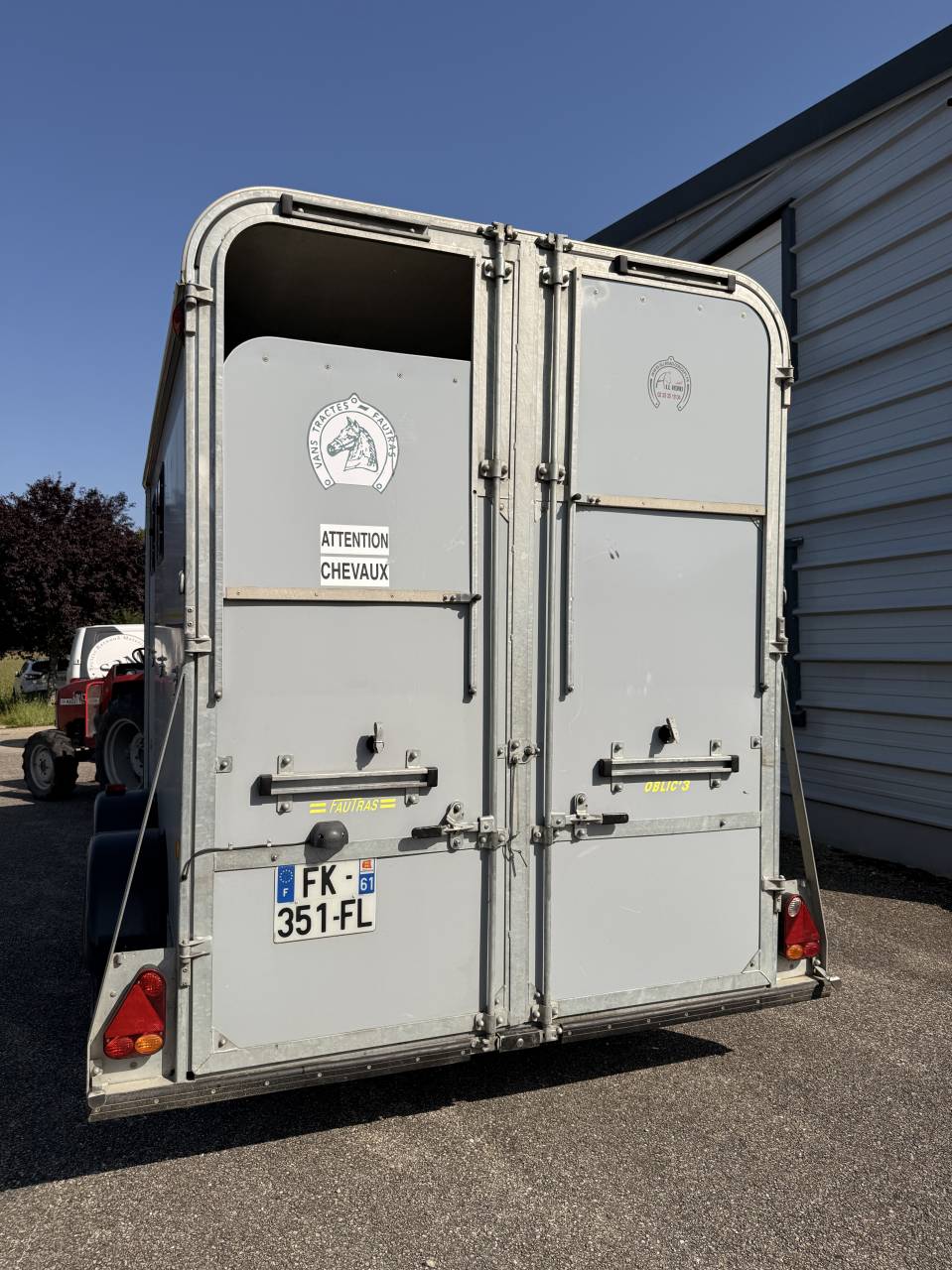 Horse trailer Fautras OBLIC +3  3 Stalls 2019 Used